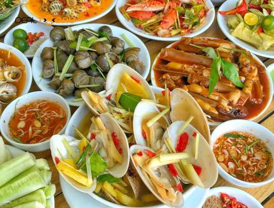 Điểm tham quan & Điểm tham quan Hải Phòng: Chuyến phiêu lưu trong ngày - Tour ẩm thực - Khởi hành hàng ngày từ Hà Nội, Việt Nam