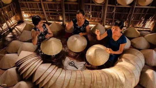 Hanoi Private Car Charter- Incense Village & Hat-making Village 4 Hour/ 8 hour | From Hanoi, Vietnam
