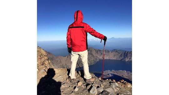 Treking Rinjani 3 Hari 2 Malam, THB 5,184.48