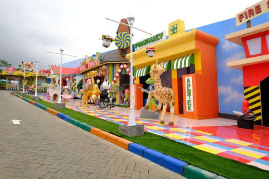 Drive Thru Park, THB 184.90
