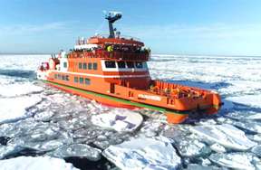 [Tour Guaranteed with Minimum of 1 Traveler] Hokkaido Winter Wonderland: Garinko No. III IMERU Cruise and Sounkyo Ice Fall Festival (Meal Options Available; Departing from Sapporo)