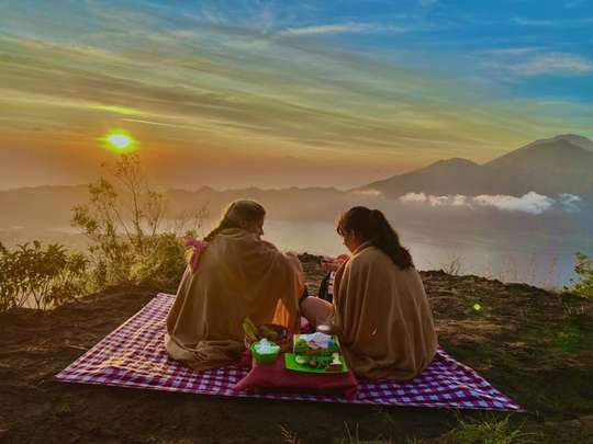 Tiket dan Guide mendaki Gunung Batur, Rp 350.000