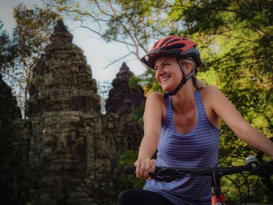 Siem Reap: Angkor Wat Sunrise Bike Tour & Jungle Breakfast, THB 9,298.82