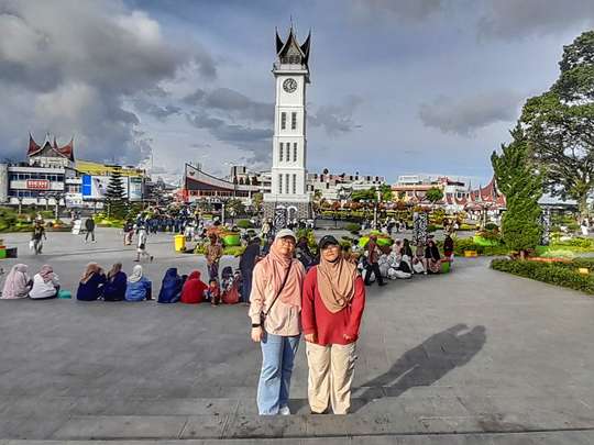 Paket Tour Padang Bukittinggi 1 Hari by Exnevia Travel