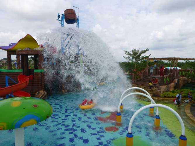泡泡水上樂園, Pangkal Pinang 3