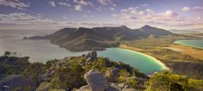 Wineglass Bay and Wildlife Tour with Scenic Flights from Hobart | Tasmania