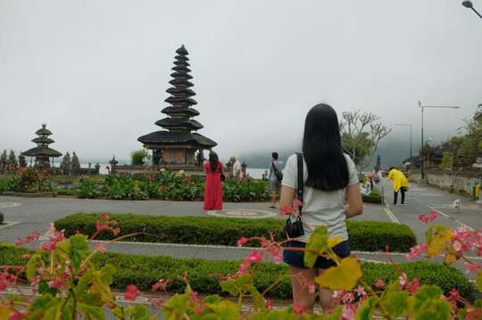 Bali Private Guided Tour : Ulundanu Lake Temple, Banyumala Waterfall & Jatiluwih Rice Terrace, RM 103
