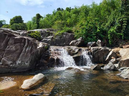 Nha Trang Private Tour: Suối Thơm -Trekking - Tắm suối thiên nhiên, Phan Gia Xanh & chùa Suối Đổ, ₱ 6,312.44