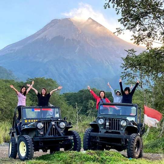 Jeep Lava Tour Merapi by Amtra Journey