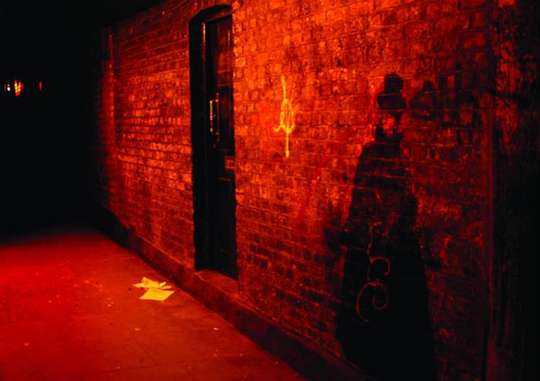 Jack the Ripper Guided Walking Tour, Rp 354.271