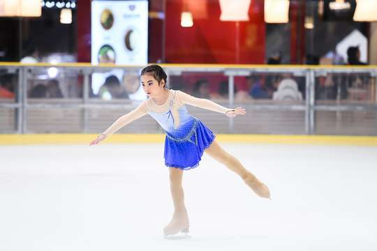 Blue Ice Skating Rink at KL East Mall Tickets, RM 45