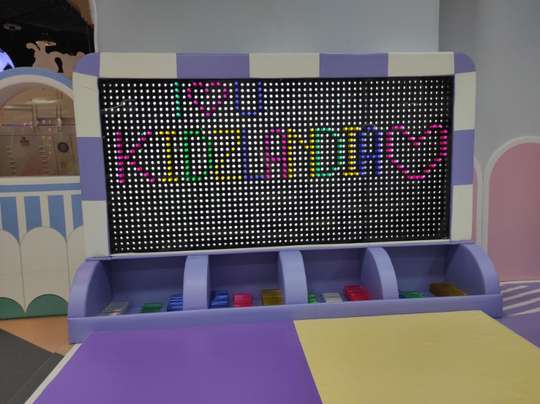 Playground Kidzlandia Mall Taman Anggrek LT. 3, S$6