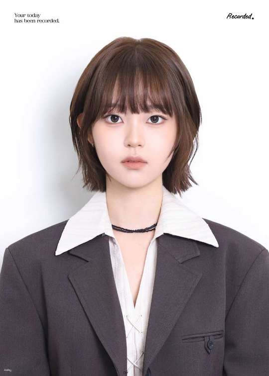 Seoul Photo Studio specializing in ID/profile photos | Recorded Hongdae Store Shooting Ticket | Korea