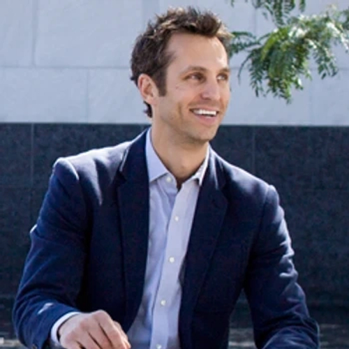 Photo of Ian MacNeil