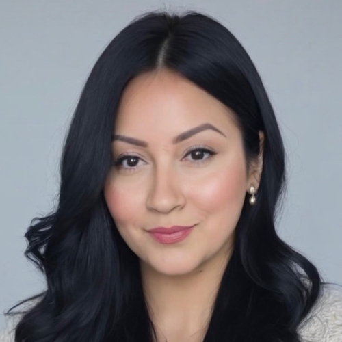 Photo of Alma Lam