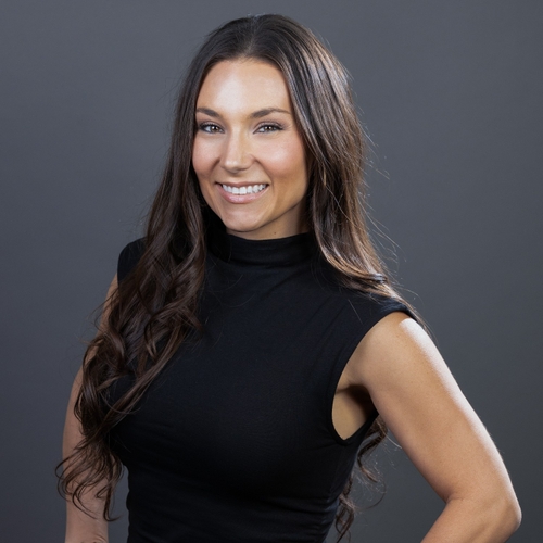 Photo of Angela Tina