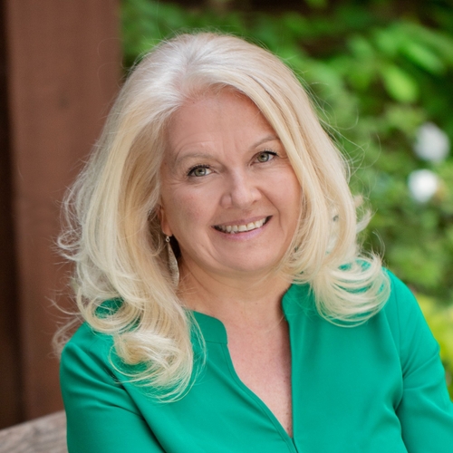Photo of Isabelle Apel