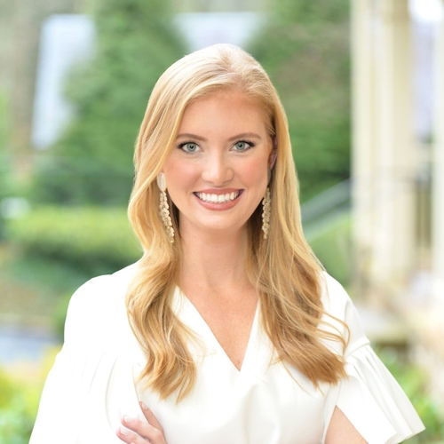 Photo of Brittney Cleveland | Home Luxury Real Estate