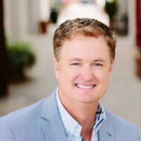 Photo of Daniel Greer