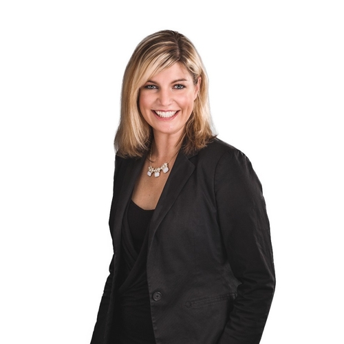 Photo of Sally Thompson