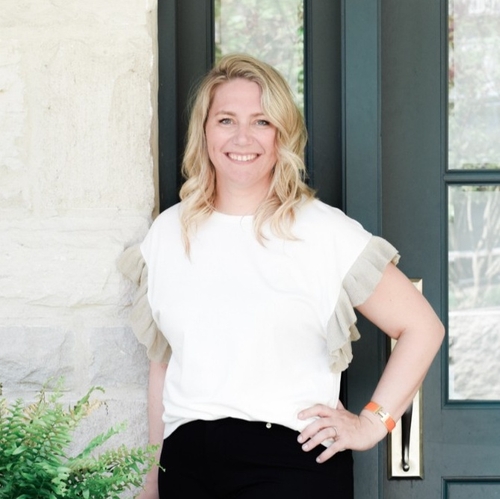 Photo of Adrienne Scott