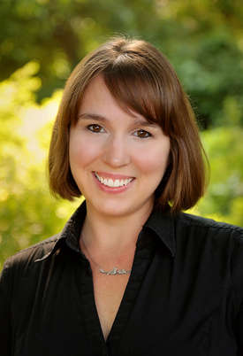 Photo of Lynne Hunsaker
