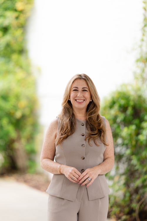 Photo of Jennifer Bienstock