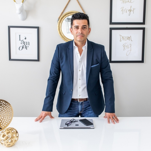Photo of Carlos Clavero