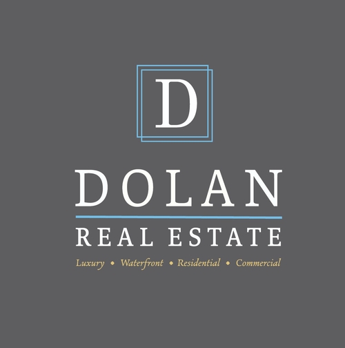 DOLAN REAL ESTATE Logo