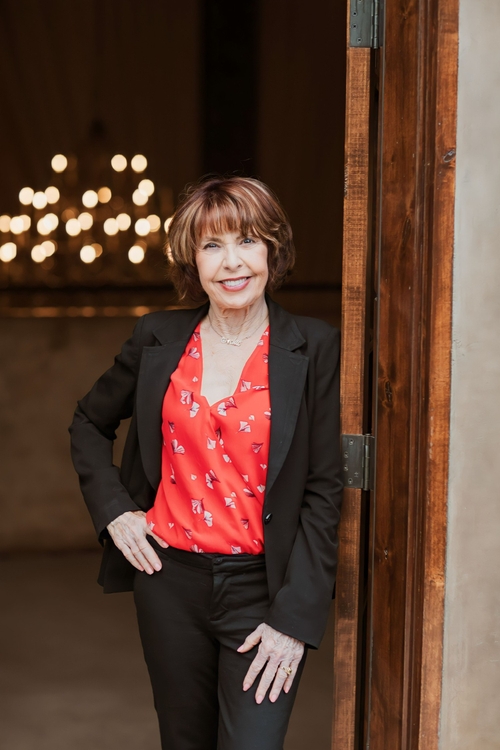 Photo of Nancy Puder