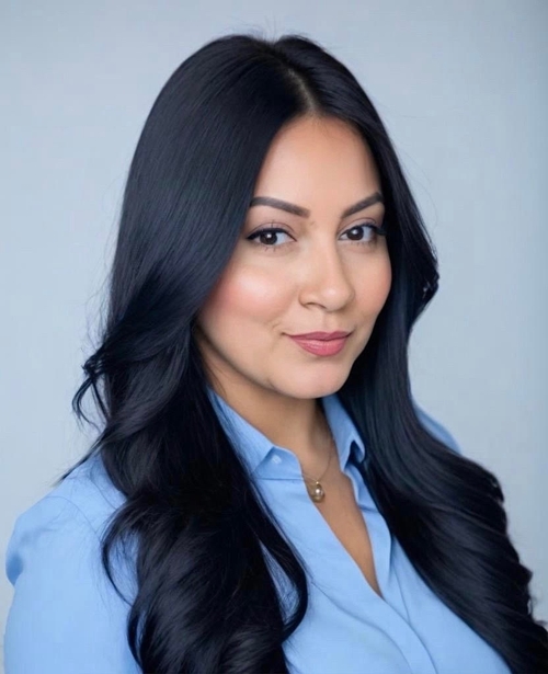 Photo of Alma Lam