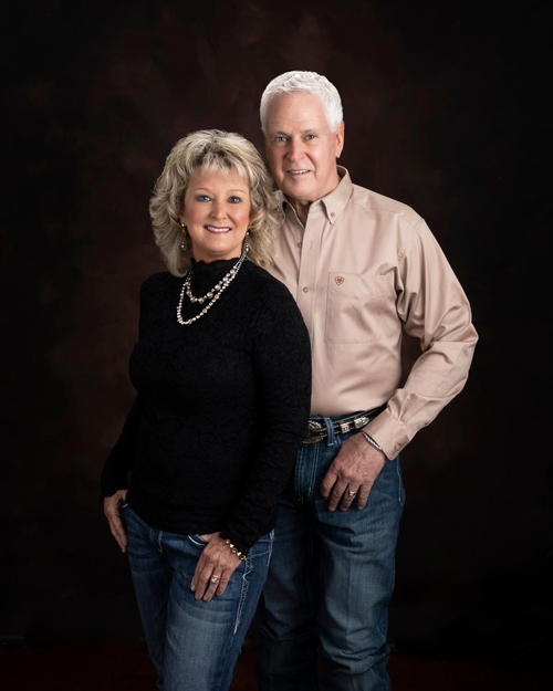 Photo of Dutch and Cheryl Wiemeyer