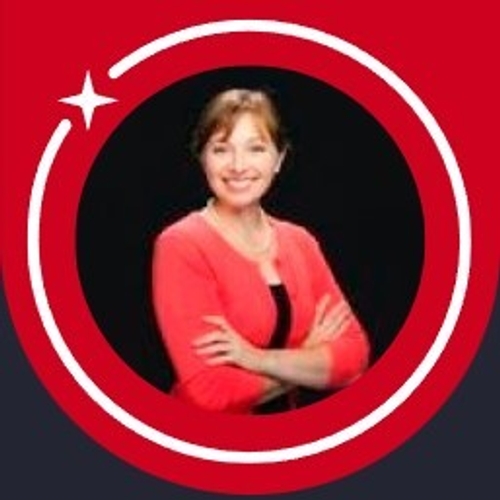 Photo of Chloe Leinwand