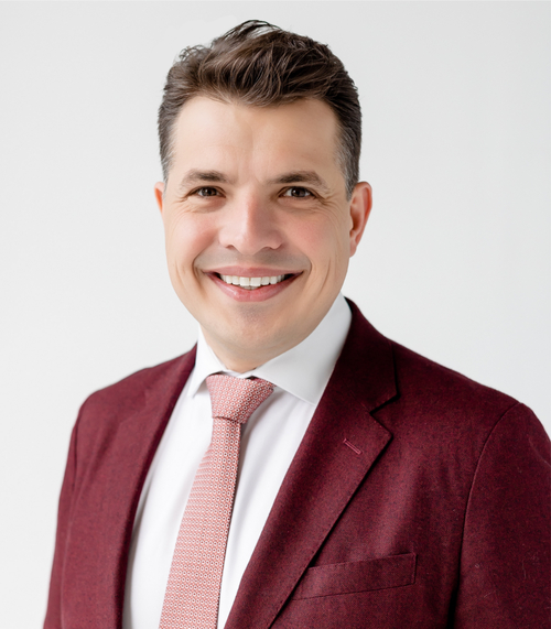 Photo of Alex Balikoti
