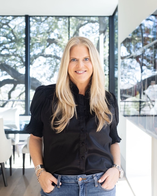 Photo of Christy Levy