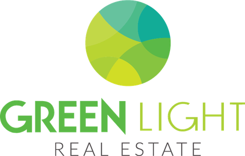 Green Light Real Estate Logo