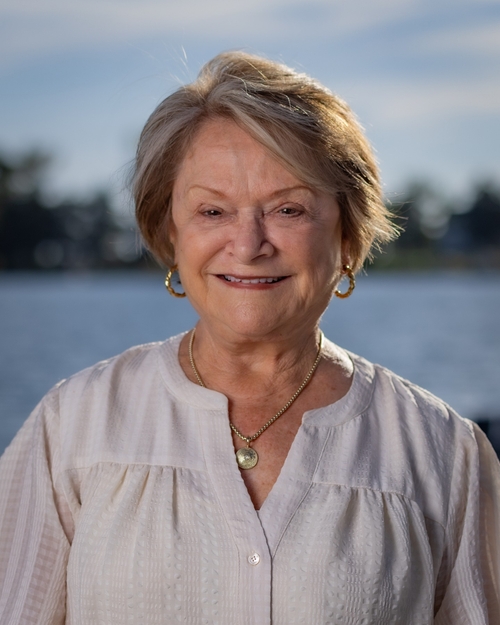 Photo of Barbara Bragg