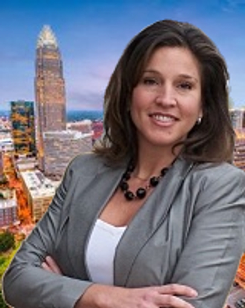 Photo of LISA-LEIGH SCHWARTZ