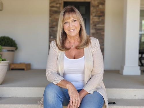 Photo of Debbie Ward-Terry