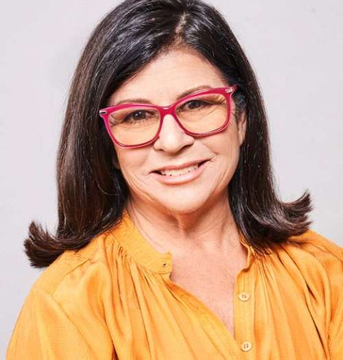 Photo of Colleen Cole