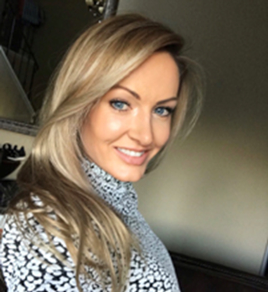 Photo of Nina Kubicek