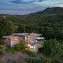 475 Stunt Road, Calabasas, CA