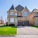 1 Terry View Dr, King City,, ON