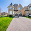 1 Terry View Dr, King City,, ON