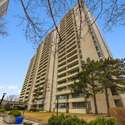 360 Ridelle Ave #915, York, ON