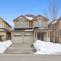 11 Barrow Ave, Bradford, ON
