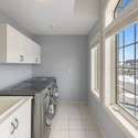 11 Barrow Ave, Bradford, ON