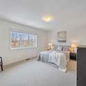 11 Barrow Ave, Bradford, ON