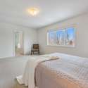 11 Barrow Ave, Bradford, ON