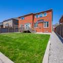 27 Scarlet Way, Bradford, ON
